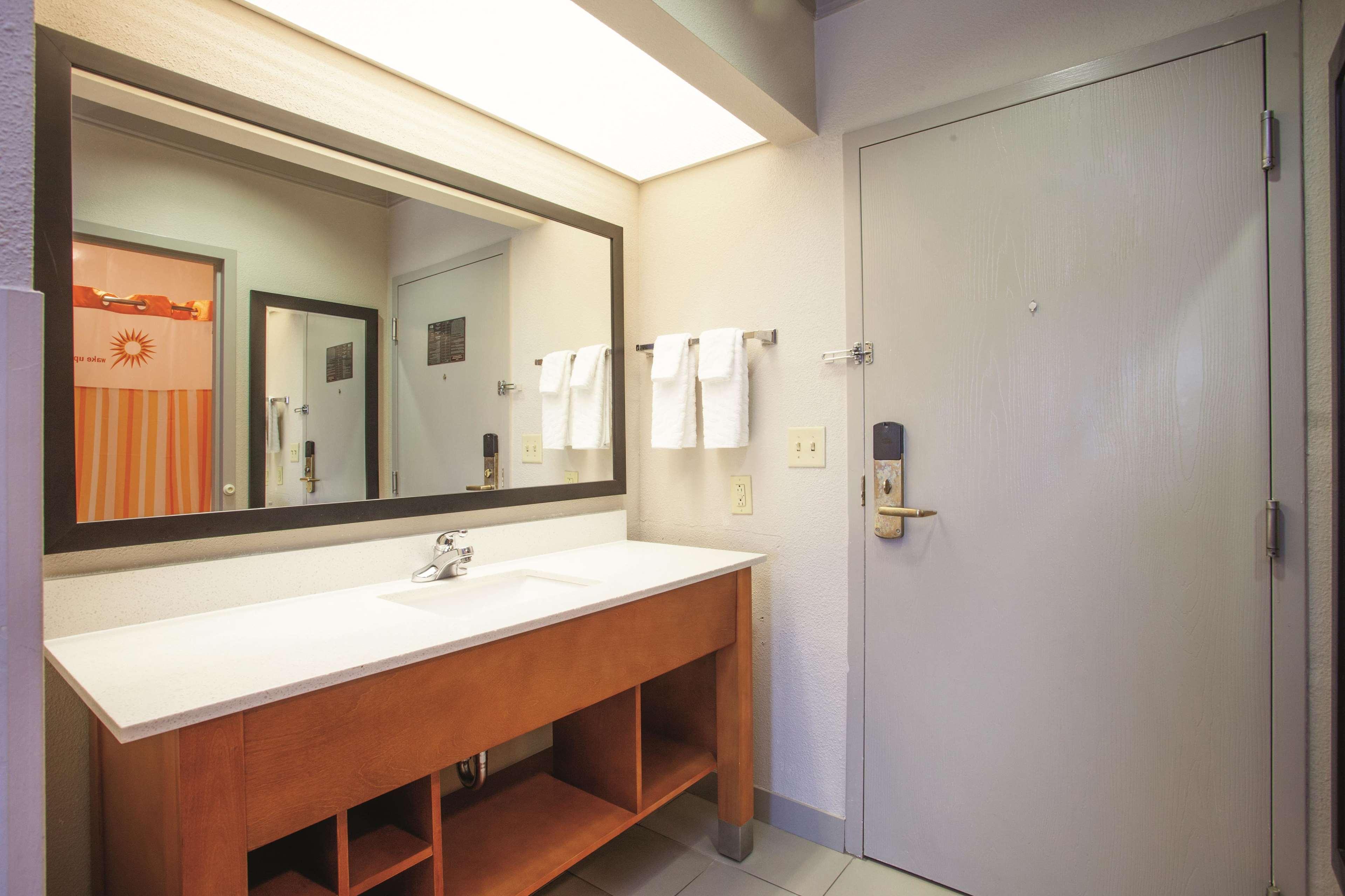 Hotel La Quinta By Wyndham Jackson Airport Pearl Zewnętrze zdjęcie